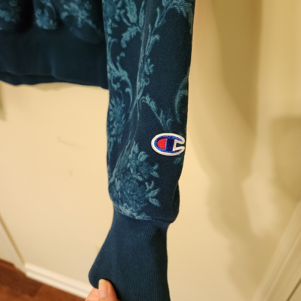 CHAMPION Reverse Weave Hoodie - Picture 3 of 6